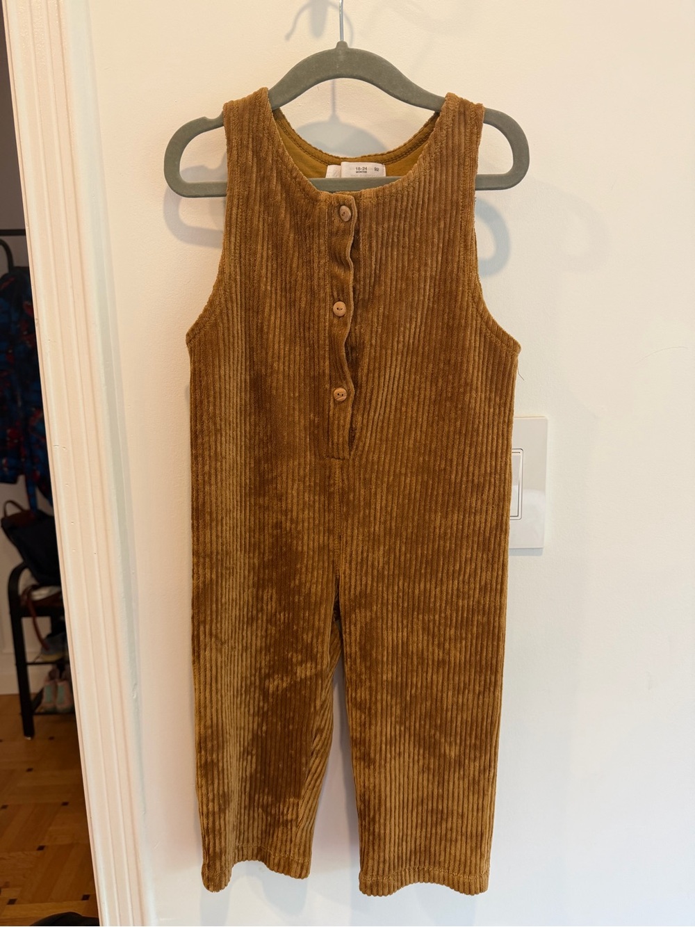 Zara Corduroy Sleeveless Button-Front Jumpsuit in Warm Brown size 18-24m